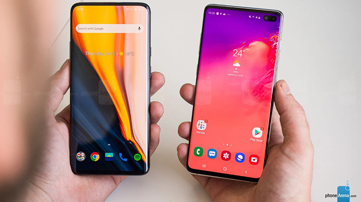 OnePlus 7 Pro và Galaxy S10+ là những smartphone đầu tiên có tính năng làm mới màn hình 120Hz.