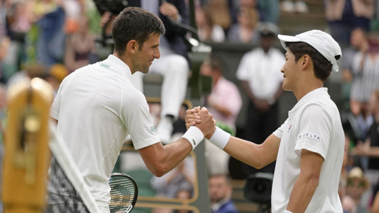 Novak Djokovic gặp nhiều khó khăn khi tái đấu Kwon Soon Woo sau lần đầu gặp gỡ cách đây hơn 1 năm