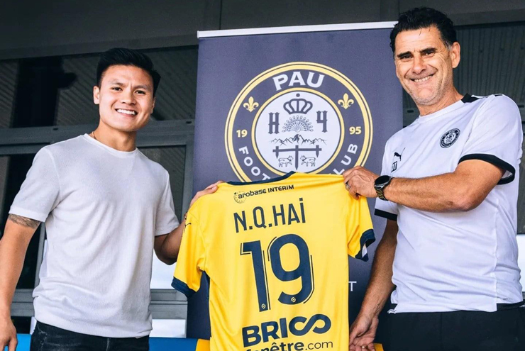 Quang Hải đã chính thức gia nhập Pau FC