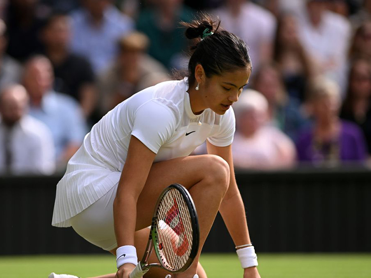 Wimbledon ngày 3: Raducanu thua chóng vánh, ”tiểu Nadal” Alcaraz thắng dễ