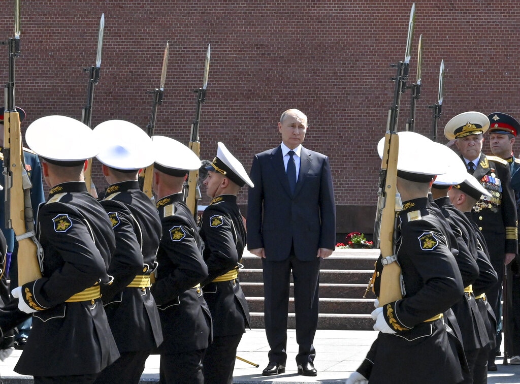 Ông Putin nói Nga không bận tâm việc Phần Lan và Thụy Điển muốn gia nhập NATO (ảnh: CNN)