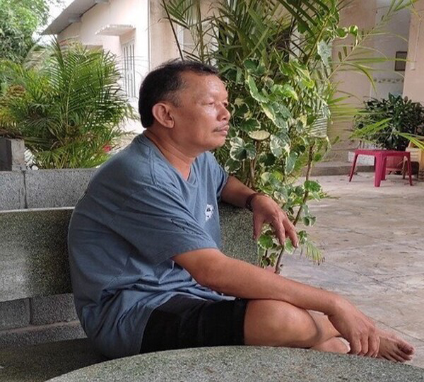 Đau đầu chóng mặt, mất ngủ kéo dài khiến chú Thắng luôn trong trạng thái bần thần khó chịu