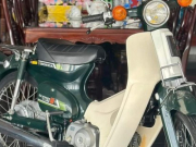 Thị trường - Tiêu dùng - Xe máy &quot;huyền thoại&quot; từng khiến dân Việt mê mẩn: Honda Cub 81 &quot;kim vàng giọt lệ&quot; hot tận bây giờ, rao bán  hơn trăm triệu đồng