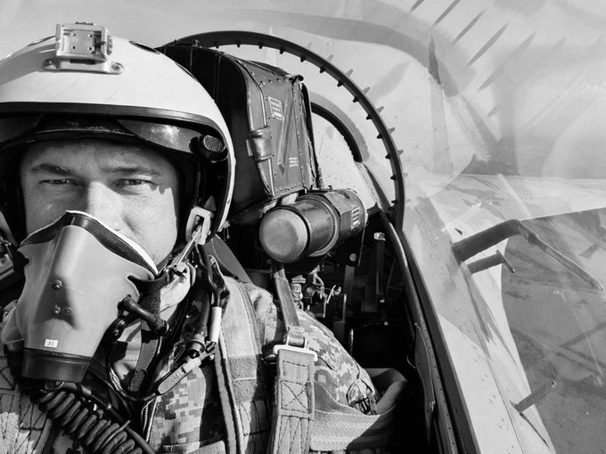 Thiếu tá phi công&nbsp;Denis Kirilyuk thiệt mạng khi xuất kích đối phó UAV Nga.