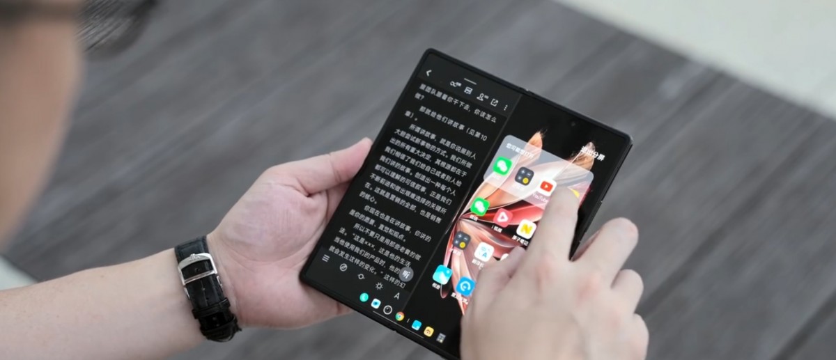 Mở hộp smartphone màn hình gập siêu mạnh - Vivo X Fold 2 - 3