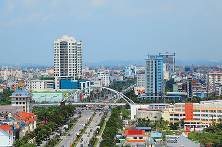 GRDP thành phố năm 2022 ước tăng 12,32% so với cùng kỳ năm trước (kế hoạch năm 2022 tăng từ 13%), đứng thứ 8 cả nước và thứ 2 vùng đồng bằng Sông Hồng.
