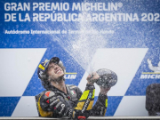 Thể thao - Đua xe MotoGP, Argentina GP: Nhà vô địch mắc sai lầm, &quot;The Doctor&quot; trở lại