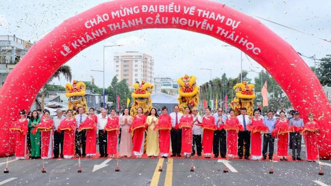 Lãnh đạo tỉnh An Giang chỉ đạo dừng việc huy động 400 người để thử tải cầu - 2