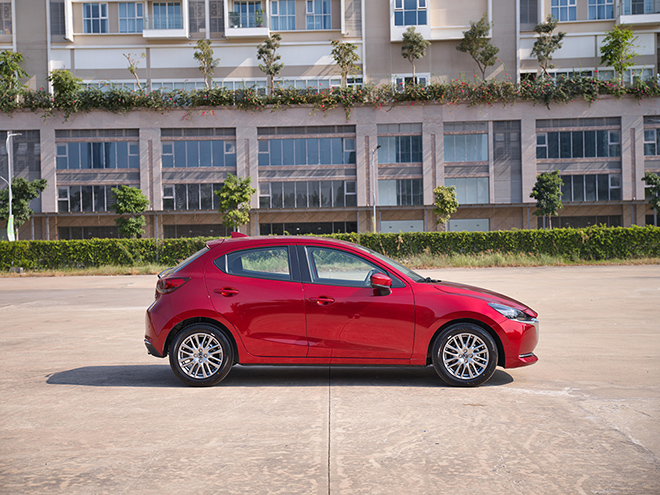 Giá xe Mazda2 lăn bánh tháng 4/2023, ưu đãi giảm tới 57 triệu đồng - 4