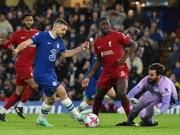 Bóng đá - Video bóng đá Chelsea - Liverpool: Liên hoàn &quot;chân gỗ&quot;, 2 pha mất bàn thắng đen đủi (Ngoại hạng Anh)