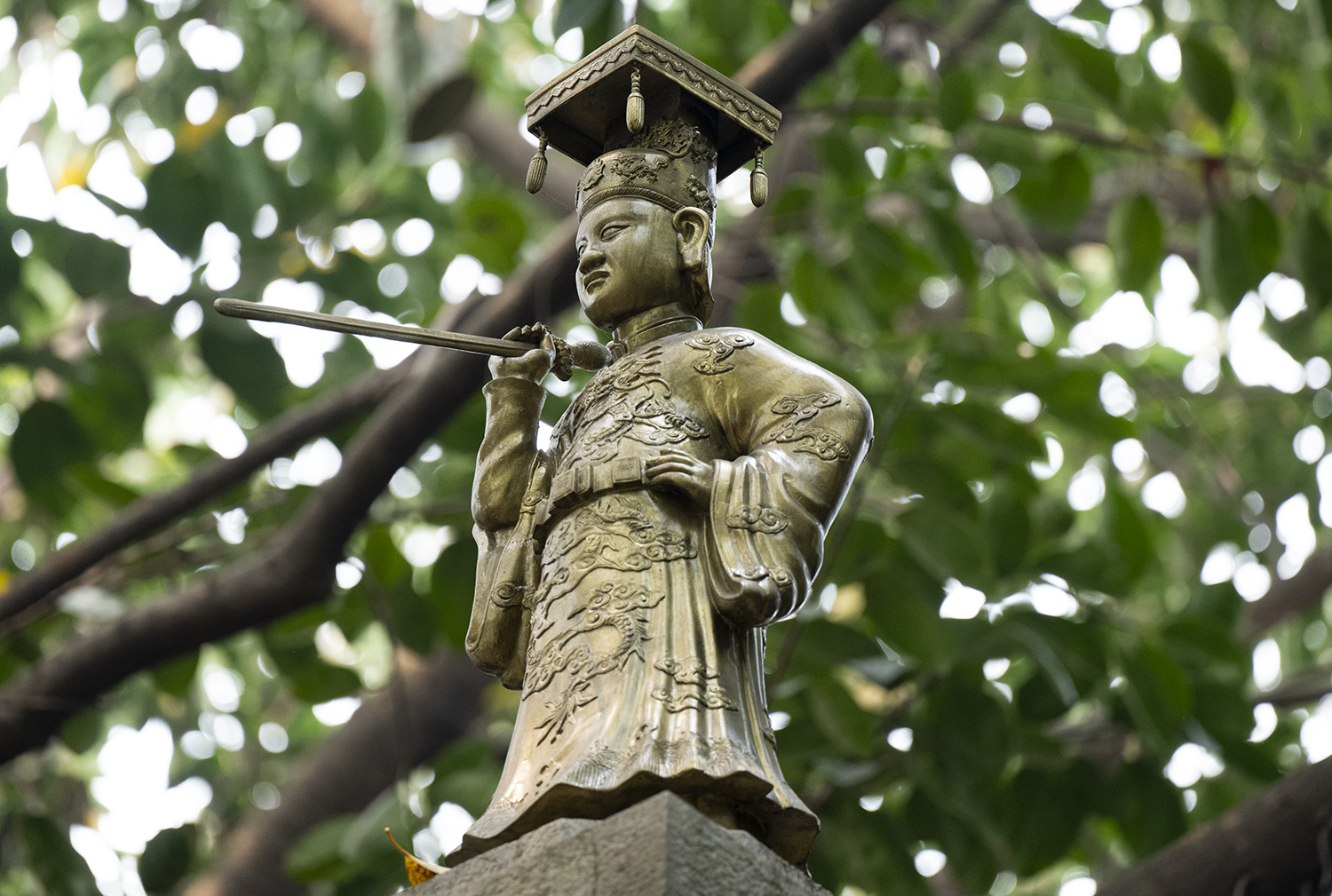 Điều ít biết về bức tượng vua Lê bên Hồ Gươm - 2