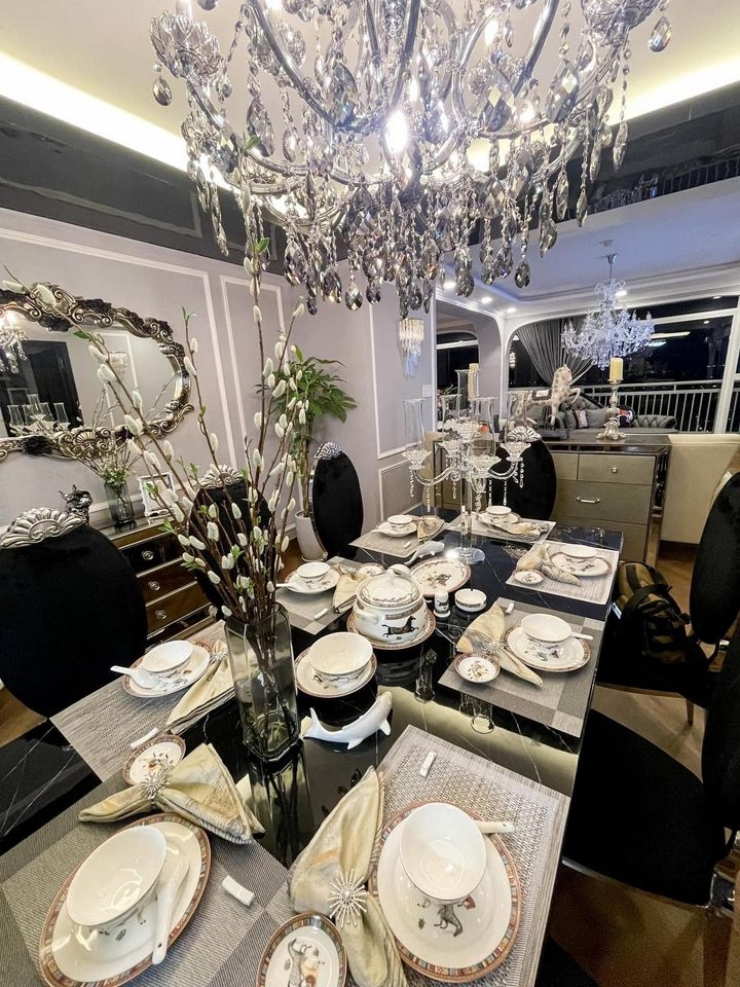 Tậu biệt thự 12 phòng ngủ tặng mẹ, Nguyên Vũ giàu có “khủng” thế nào? - 8