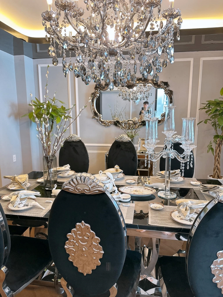 Tậu biệt thự 12 phòng ngủ tặng mẹ, Nguyên Vũ giàu có “khủng” thế nào? - 10