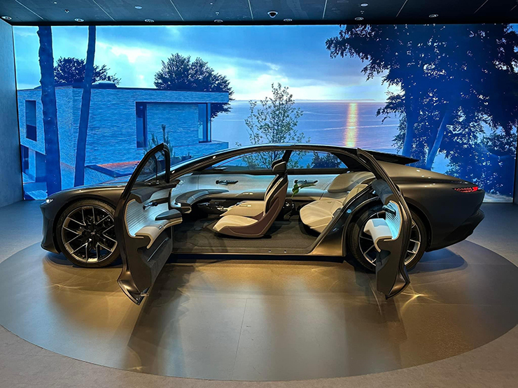 Loạt xe điện Audi hoàn toàn mới xuất hiện tại triển lãm đặc biệt - 9