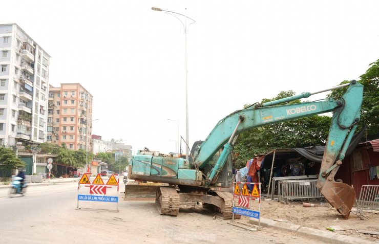 Con đường 1,9 km giá 500 tỷ đồng làm 4 năm chưa xong - 4