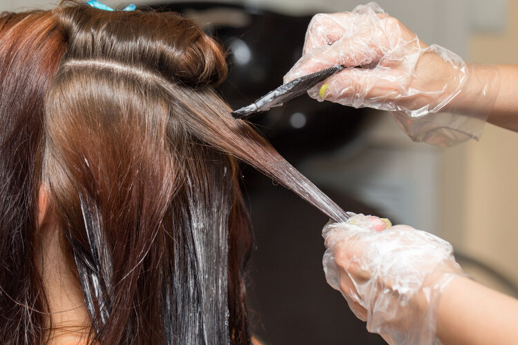 Những tác hại không ngờ sau đây khiến bạn từ bỏ việc nhuộm tóc