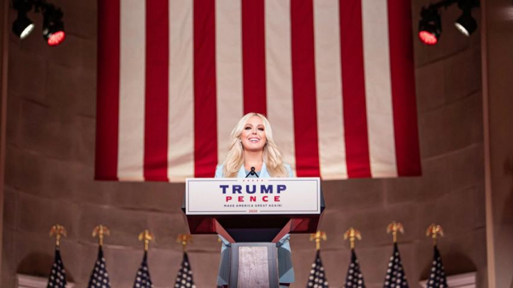 Cô Tiffany Trump tại buổi vận động tranh cử cho cựu Tổng thống Mỹ Donald Trump vào năm 2020. Ảnh: TWITTER