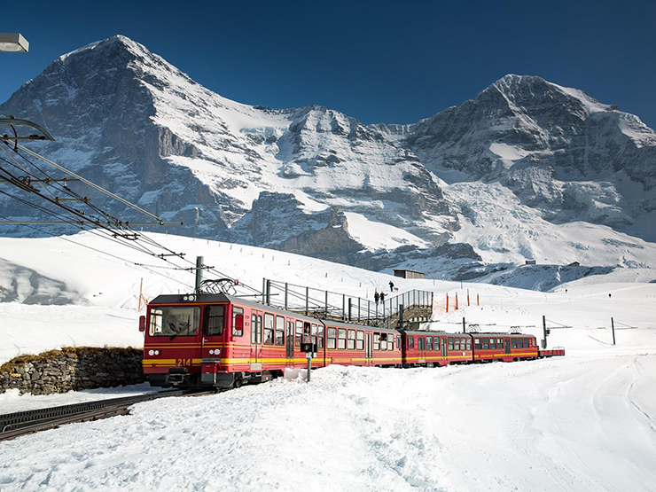 Vào cuối thế kỷ 19, họ bắt đầu thực hiện một dự án có tên Jungfraubahn – xây dựng một tuyến đường sắt xuyên qua dãy núi Alps.
