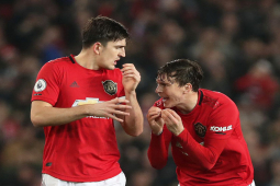 MU thắng 80% các trận Maguire - Lindelof đá cặp, ”Quỷ đỏ” tự tin đua top 4