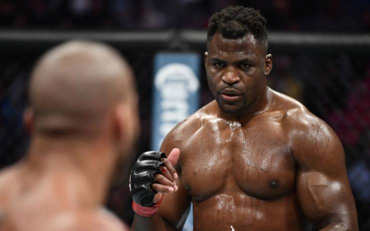 Ngannou khó trở lại UFC