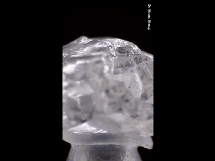 Đào được "kim cương trong kim cương" quý hiếm bậc nhất ở Ấn Độ