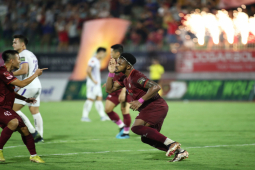 Video bóng đá Bình Định - Hà Nội: Đoạn kết ngỡ ngàng, hat-trick sao sáng (V-League)