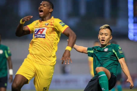 Video bóng đá Thanh Hóa - TP. Hồ Chí Minh: Mãn nhãn 8 bàn, soán ngôi đầu bảng (V-League)