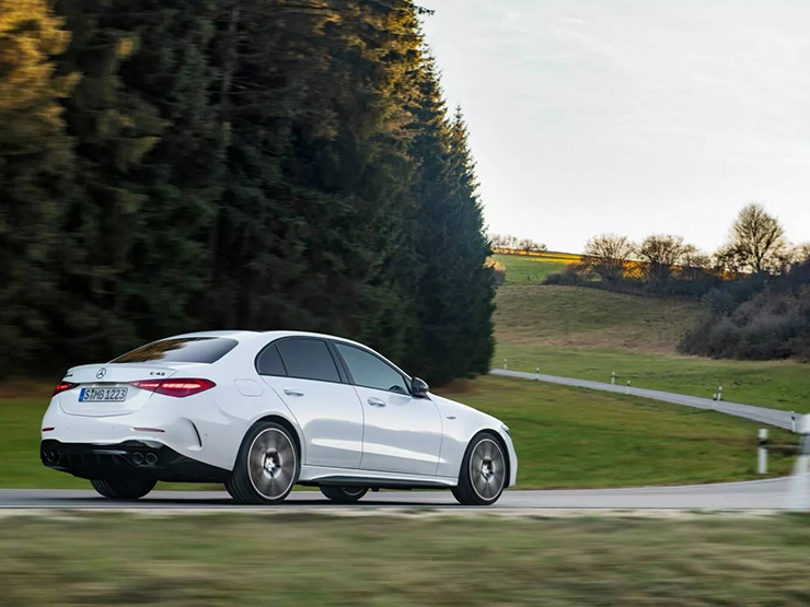 Mercedes-AMG C43 công bố giá bán, xe sedan sở hữu động cơ hơn 400 mã lực - 4