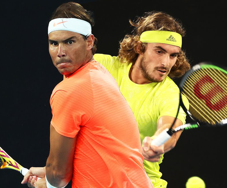 Nadal (áo cam) vẫn giữ được vị thế trong top 15, Tsitsipas (áo vàng) văng khỏi top 4