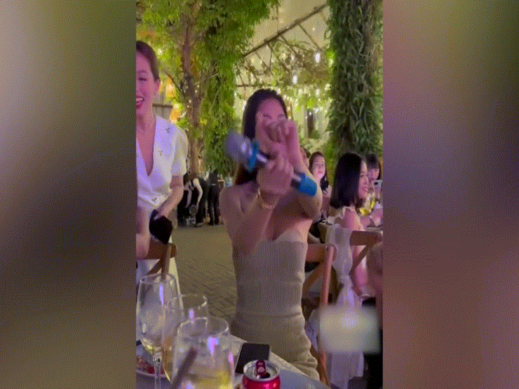 Sự thật chiếc váy dễ gây hiểu lầm của “hoa hậu Việt ngàn năm có một”