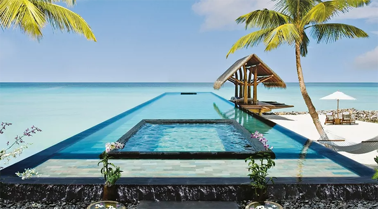 One&amp;Only Reethi Rah có vô số điểm tham quan, phong cách tuyệt vời và bầu không khí quyến rũ.&nbsp;
