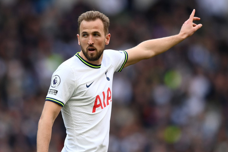 PSG muốn tranh Harry Kane đến cùng với MU