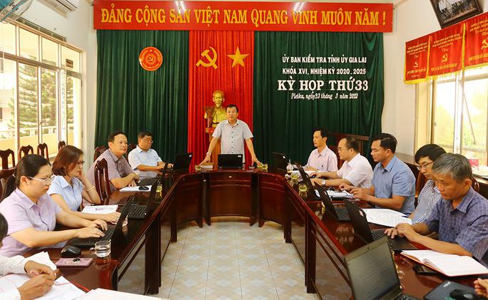 Quang cảnh kỳ họp thứ 33 của UBKT Tỉnh ủy Gia Lai - Ảnh: tinhuygialai.org.vn