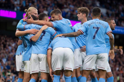 Tin mới nhất bóng đá trưa 21/4: Man City thưởng cực khủng nếu ”ăn ba”