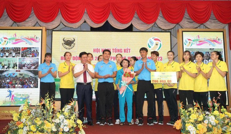 VTV Bình Điền Long An nhận thưởng 700 triệu đồng