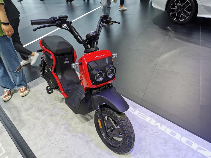 Đây là mẫu Honda Zoomer e.&nbsp;
