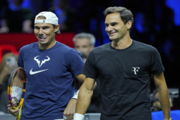 Nadal không ra sân vẫn lập kỷ lục, lo đi theo ”vết xe đổ” của Federer