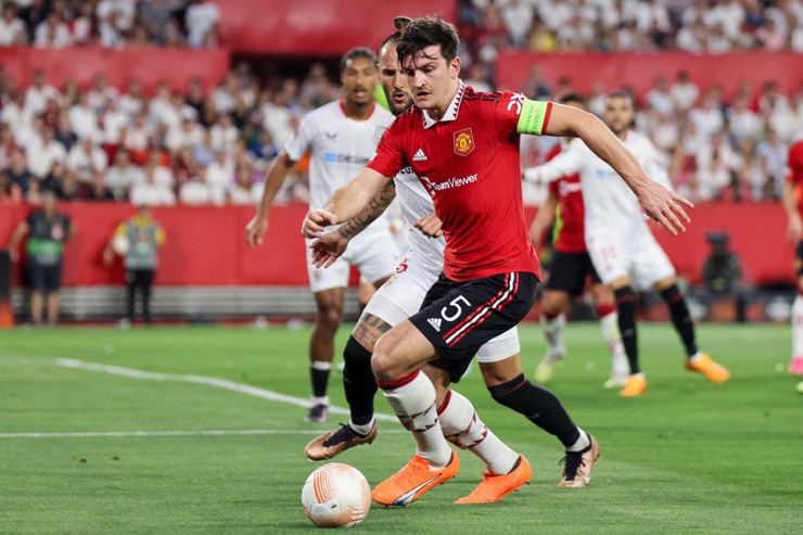 Harry Maguire lại sắm vai tội đồ của MU