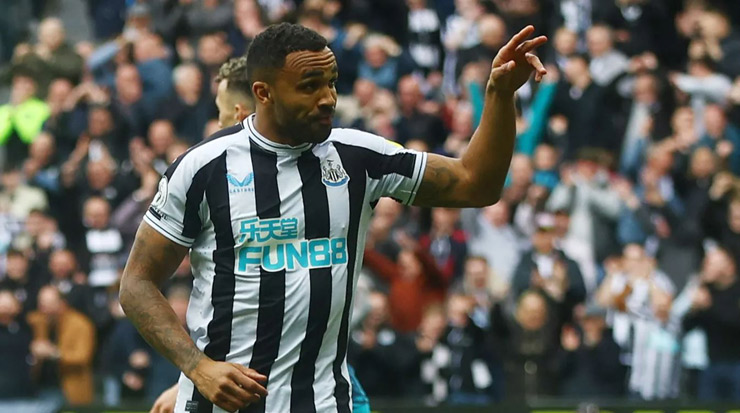 Callum Wilson chớp thời cơ nâng tỷ số lên 6-1 cho Newcastle