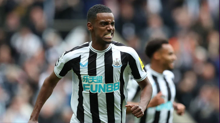 Alexander Isak cũng cú cú đúp chóng vánh cho Newcastle như Jacob Murphy