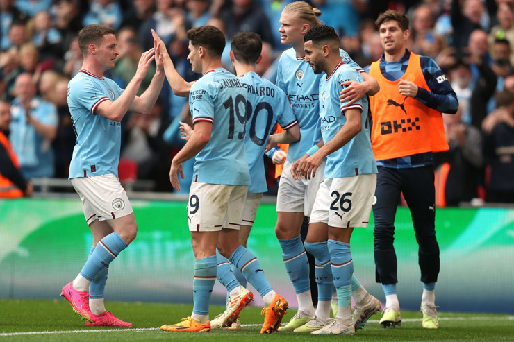 Man City dễ dàng giành vé vào chung kết FA Cup