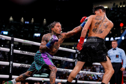 Đỉnh cao boxing: Gervonta Davis đấm gục Garcia ở hiệp 7, giữ ngai ”Vua WBA”