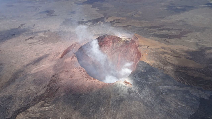 Kilauea, Hawaii: Kilauea không chỉ là ngọn núi lửa hoạt động mạnh nhất trên đảo Hawaii mà còn là một trong những ngọn núi lửa hoạt động mạnh nhất trên thế giới.
