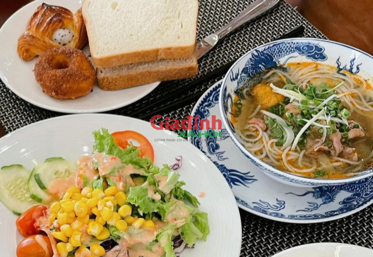 Bún bung là món ăn nổi tiếng không chỉ ở các tỉnh phía Nam mà cả các tỉnh phía Bắc. Mỗi vùng miền sẽ mang hương vị đặc trưng khác nhau.