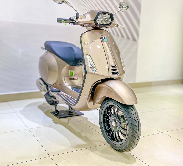 Bảng giá Vespa cuối tháng 4/2023, quà tặng tiền triệu - 4