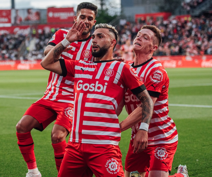 Castellanos ghi 4 bàn giúp Girona đè bẹp Real Madrid