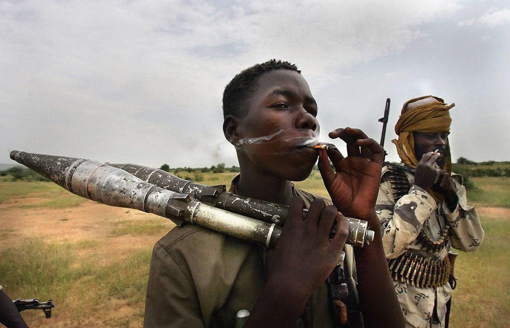 Cuộc chiến ở Darfur đã cướp đi sinh mạng của hàng trăm nghìn người (ảnh: CNN)