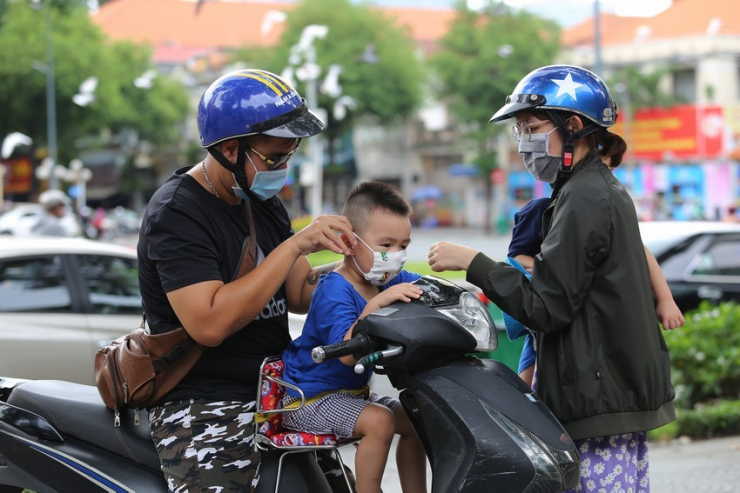 TP.HCM chỉ đạo khẩn trương việc phòng, chống dịch COVID-19 dịp lễ 30-4 và 1-5-2023. Ảnh: H.GIANG