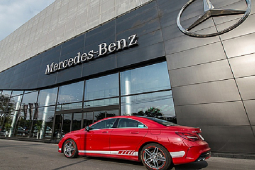 Quý 1, đại gia phân phối Mercedes-Benz bốc hơi 92% lợi nhuận