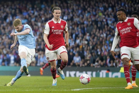 Video bóng đá Man City - Arsenal: Siêu phẩm "phủ đầu", áp đảo đua vô địch (Ngoại hạng Anh)